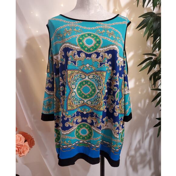 Susan Graver Liquid Knit Slinky Stretch Cold Shoulder Top Plus 3X Mandala Boho - Picture 1 of 10